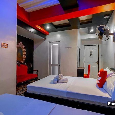 Sabel Travelers Inn Laoag Buitenkant foto
